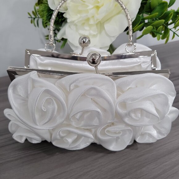 Elegant White Satin Roses Wedding Party Clutch Purse w/Rhinestone Handle & Chain - Picture 5 of 7